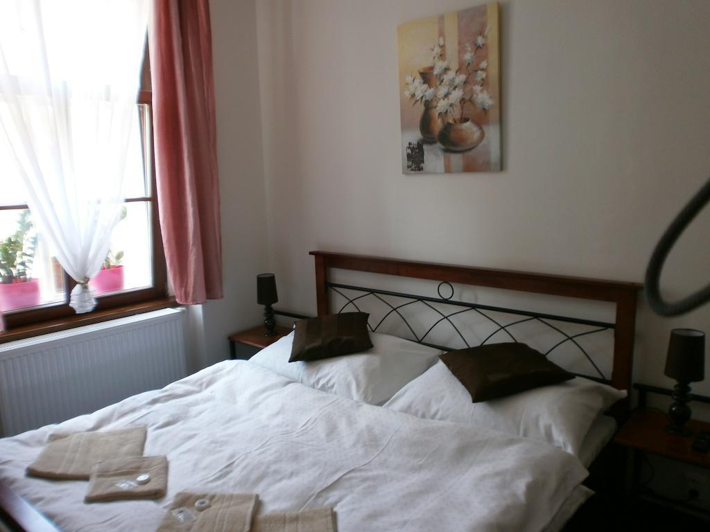 Hotel U Cisare เมลนิค ภายนอก รูปภาพ